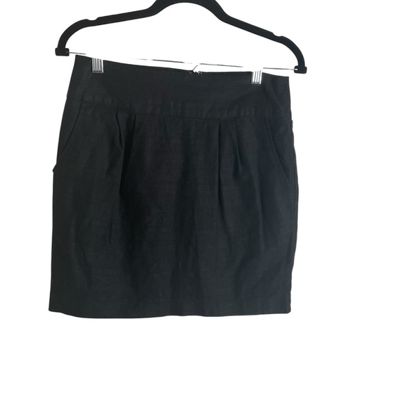 Forever 21 Dresses & Skirts - Forever 21 linen blend Black Women's Skirt with pockets size medium